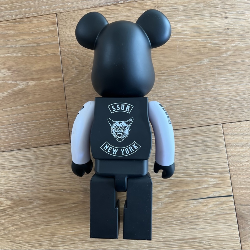Ssur New York 400% Be@rbrick by
Medicom - Picture 7 of 10